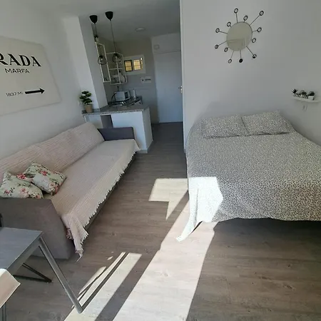 Iris Summer Apartment *